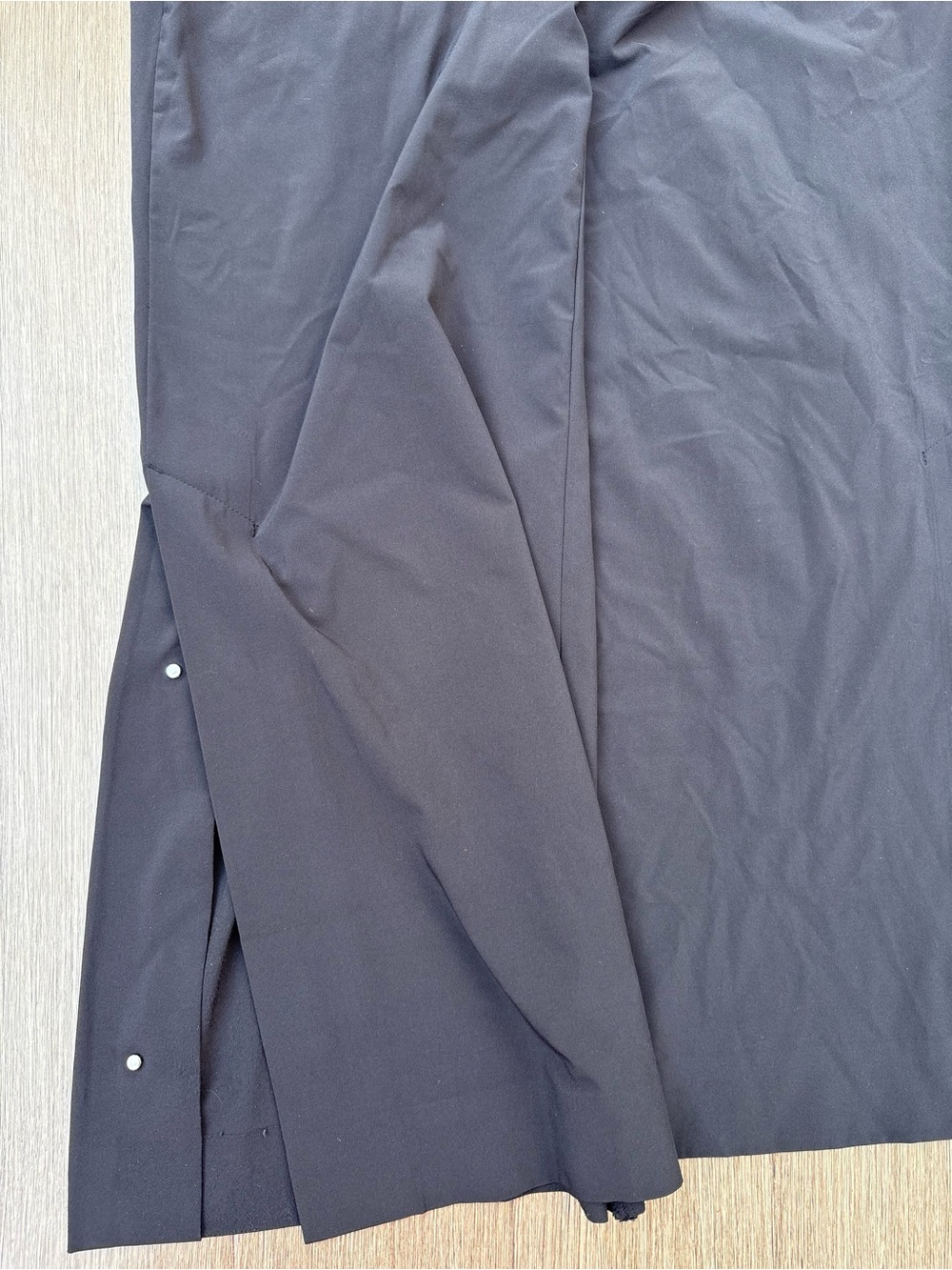 Athleta Tribeca Cropped Flowy Mid-Rise Pants In Black Size 8 - Picture 10 of 14